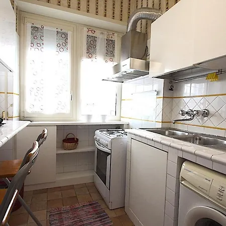 Corso Francia 1br Lejlighed Rom