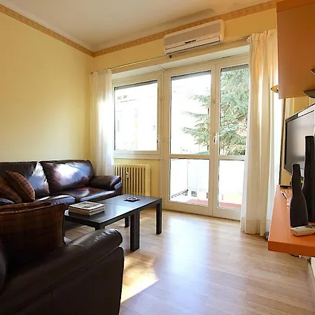 Corso Francia 1br Lejlighed Rom