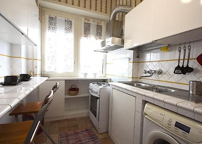 Corso Francia 1br Apartment Rome