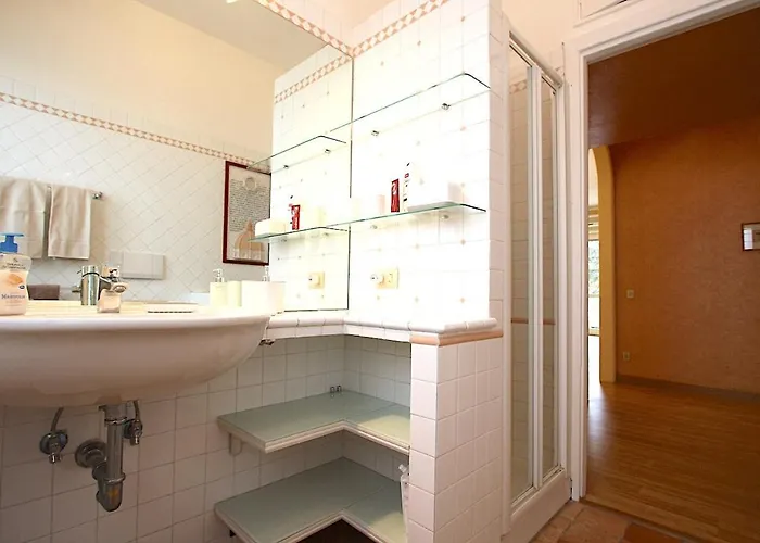 Apartment Corso Francia 1br Rome