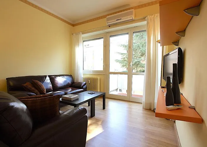 Corso Francia 1br Apartment Rome