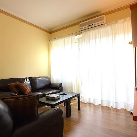 Corso Francia 1br Appartement *